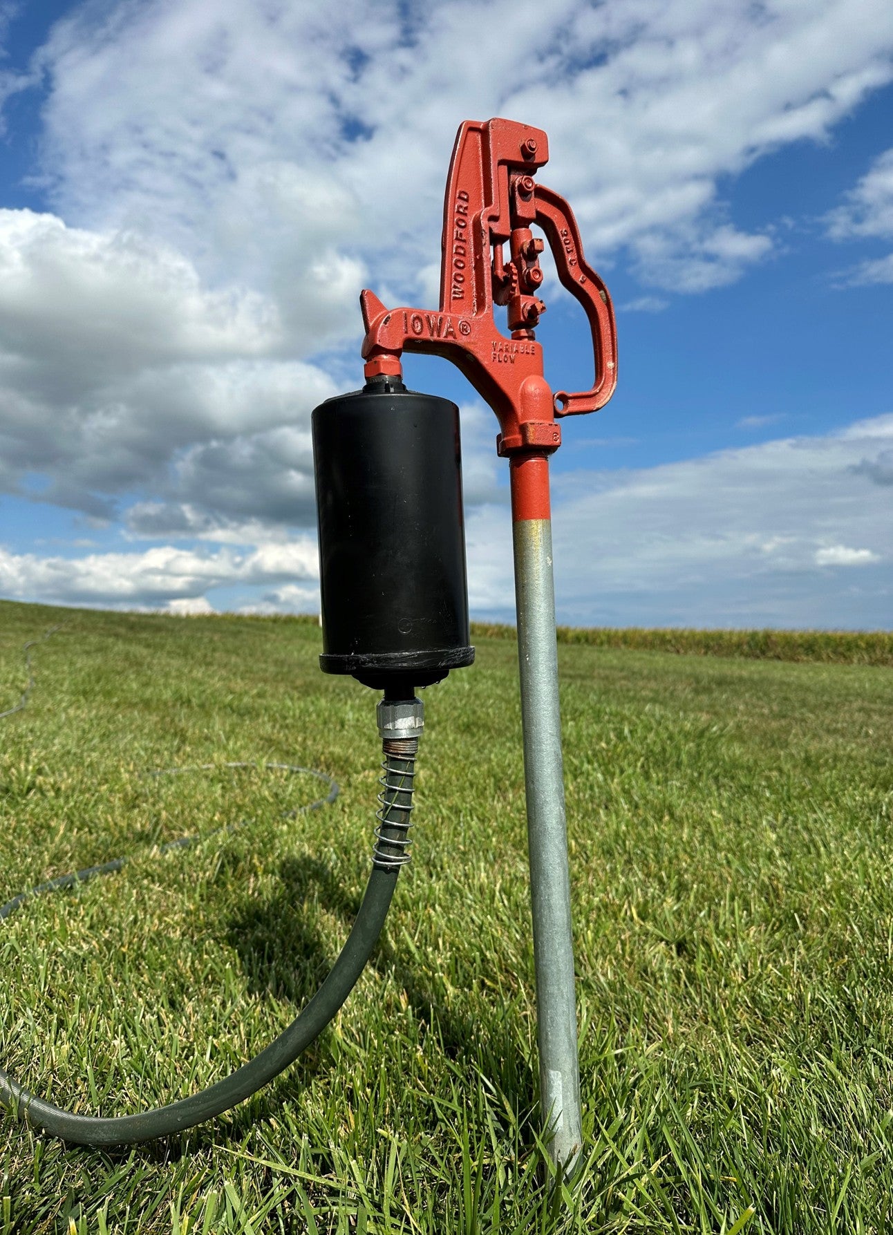 New Metal Monster Pre-Fill Heavy Metal Remover w/ Bracket Attaches to Garden Hose