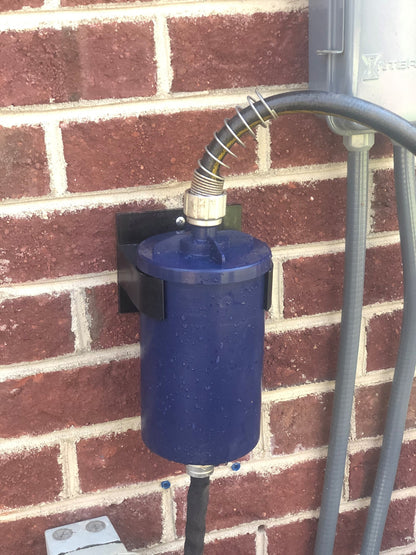 New Metal Monster Pre-Fill Heavy Metal Remover w/ Bracket Attaches to Garden Hose